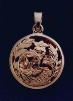 Back of Squirrel pendant